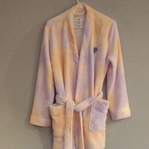PINK Victoria's Secret Women's‎ Medium/Large Soft Robe